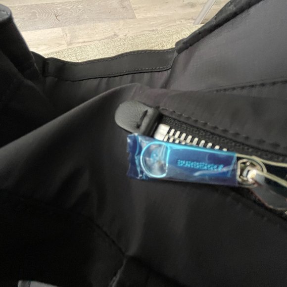 Burberry Black Nylon Signature Trench Tote, Oversized - Picture 12 of 12